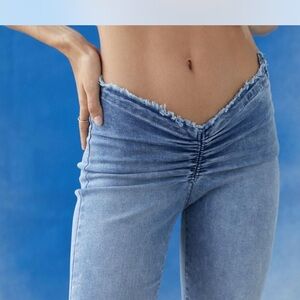 Urban outfitters v cut jean